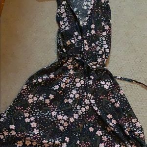 Ann Taylor floral wrap dress